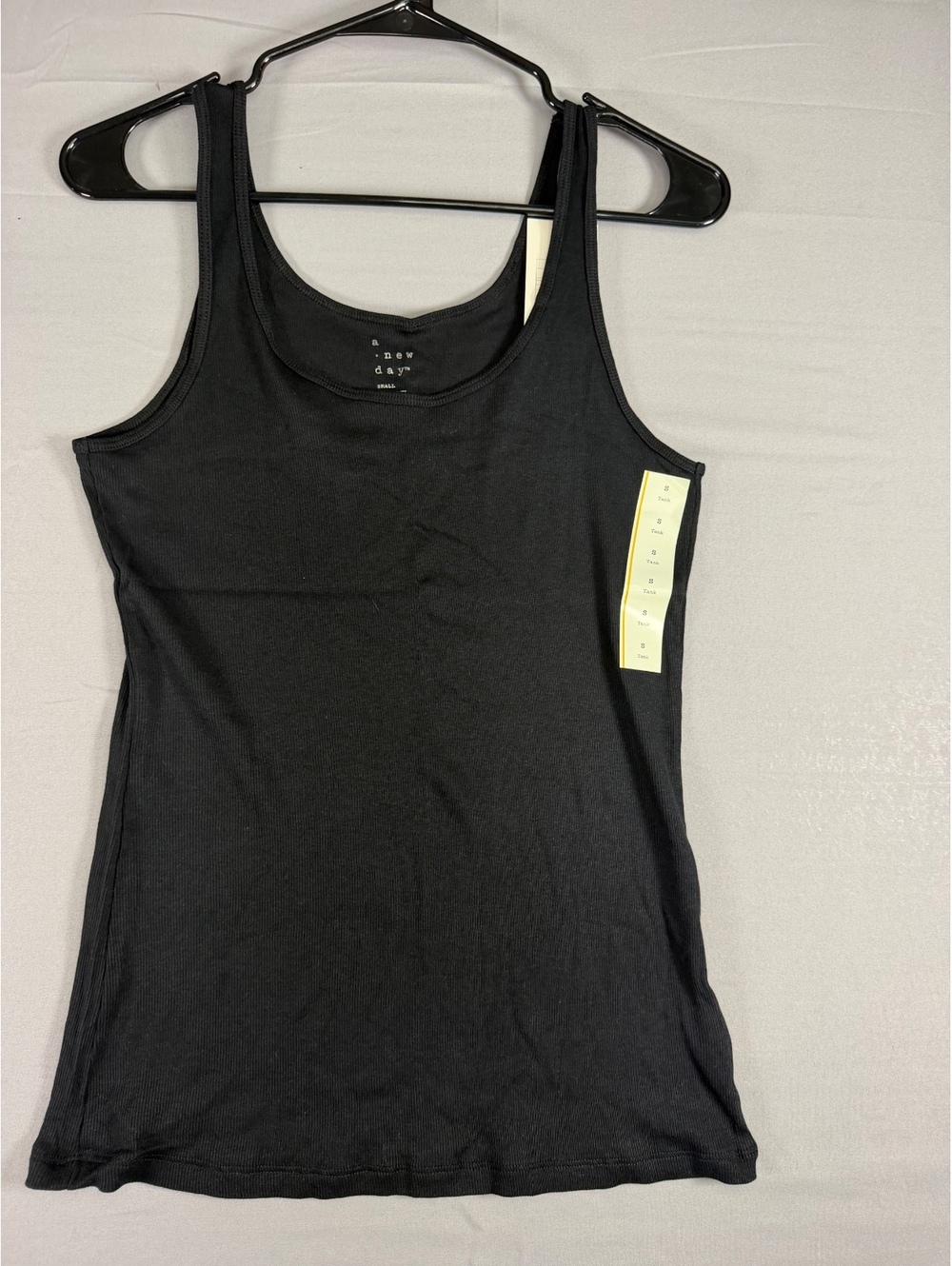 A New Day Women’s Black Ribbed Scoop Neck Tank Top Size Small